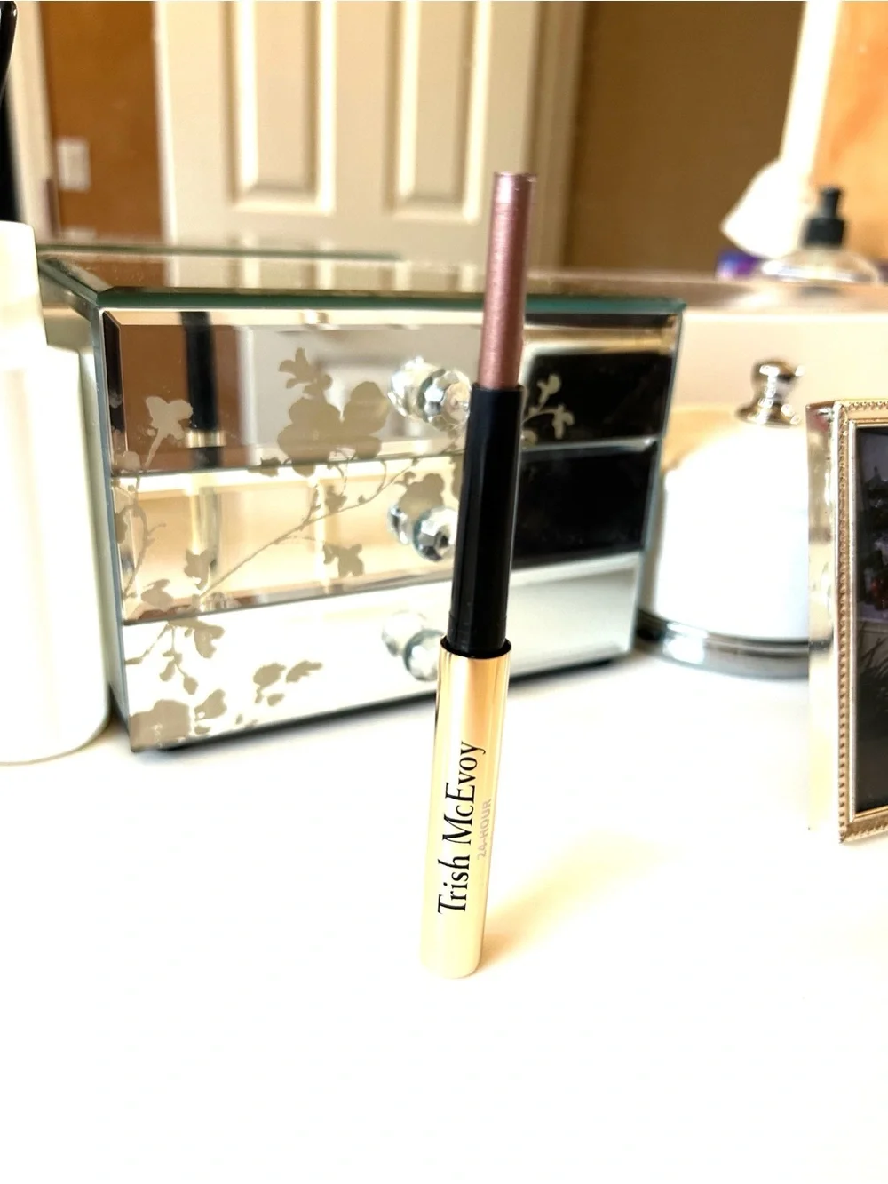 Trish McEvoy Gold 24 Hour Eyeshadow and Eyeliner